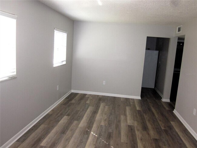 Building Photo - 2207 S Carolina Ave