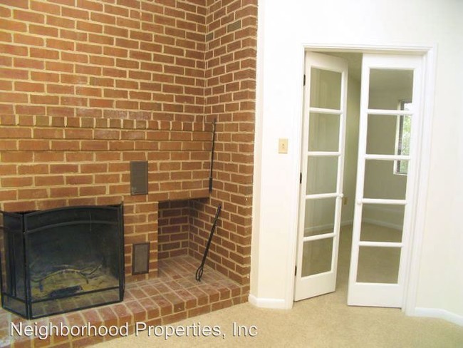 Building Photo - 140 Green Turtle Ln
