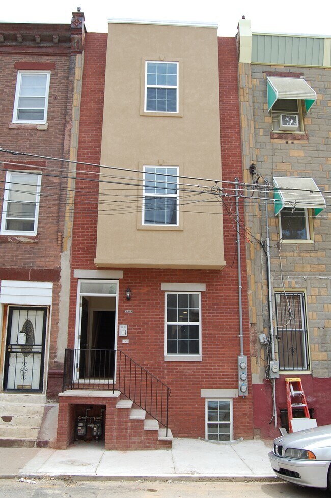 Exterior - 2219 N Camac St