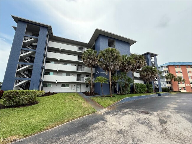 Foto del edificio - 190 Pebble Beach Blvd