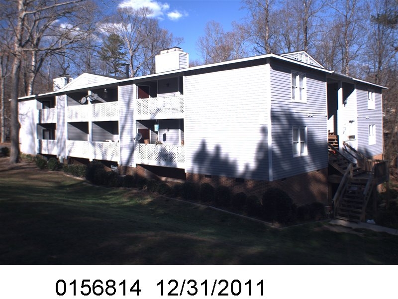 Foto principal - Featherstone Apartments