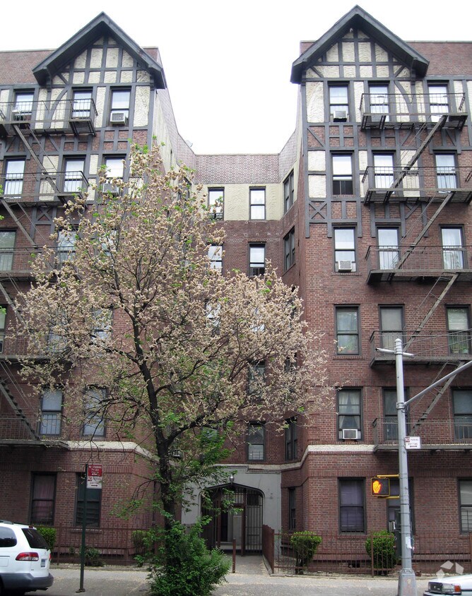 Primary Photo - Elevatored Apartment Bldg