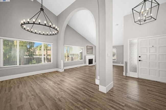 Foto del edificio - 2270 Bromfield Ct