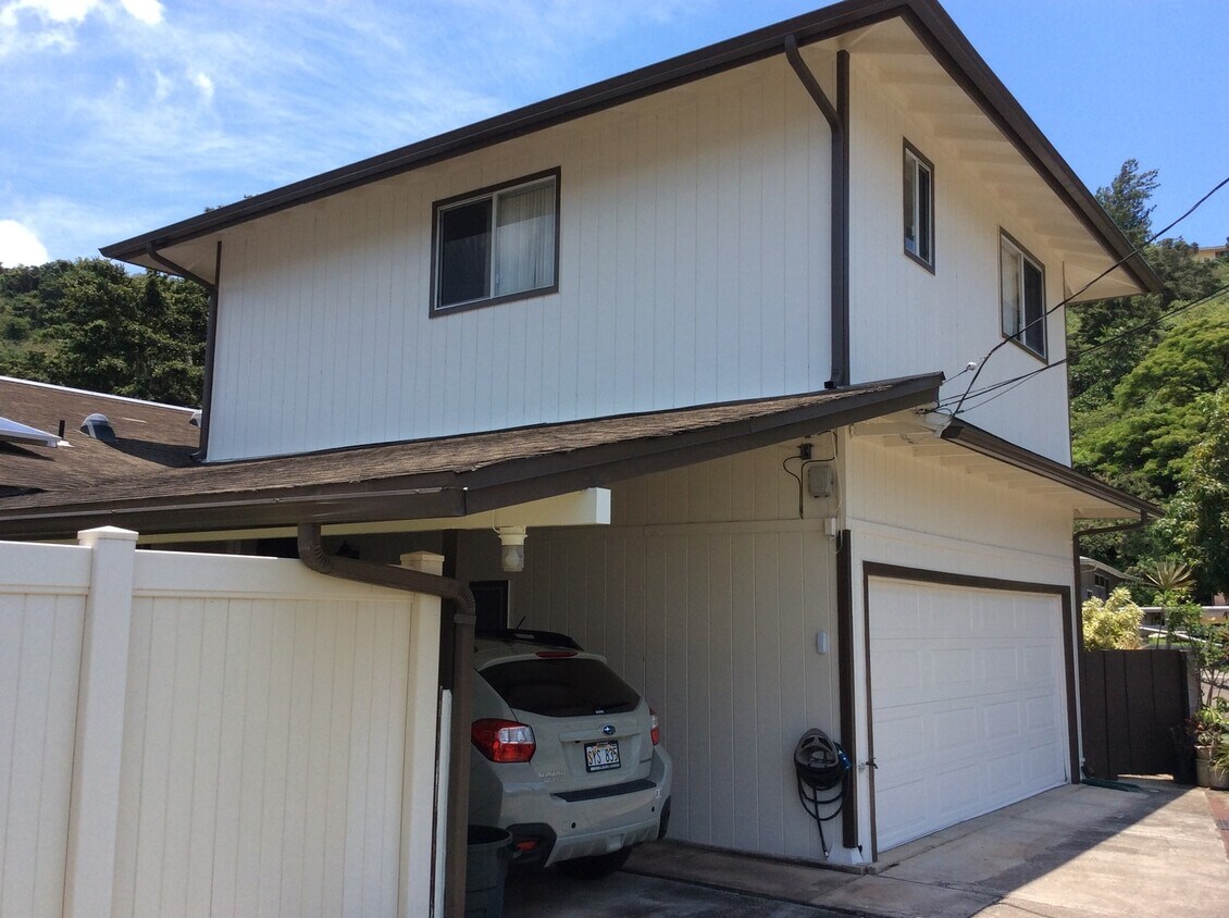 Primary Photo - Pauoa Valley- utilities included!