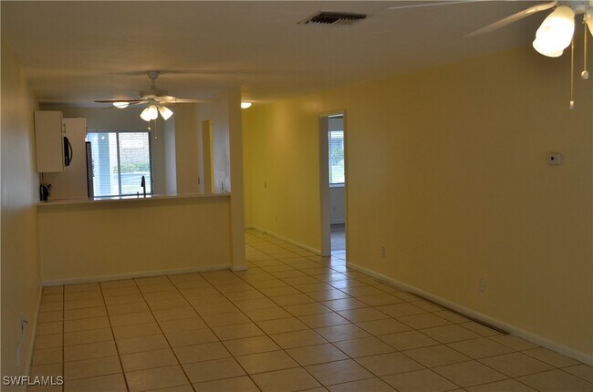 Foto del edificio - 4608 SE 4th Pl