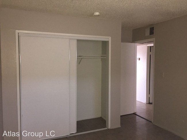 Building Photo - 5220 Pebble Beach Blvd