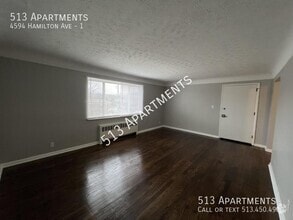Building Photo - 4594 Hamilton Ave