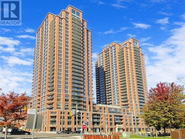 Photo du bâtiment - 3260 Sheppard Ave E