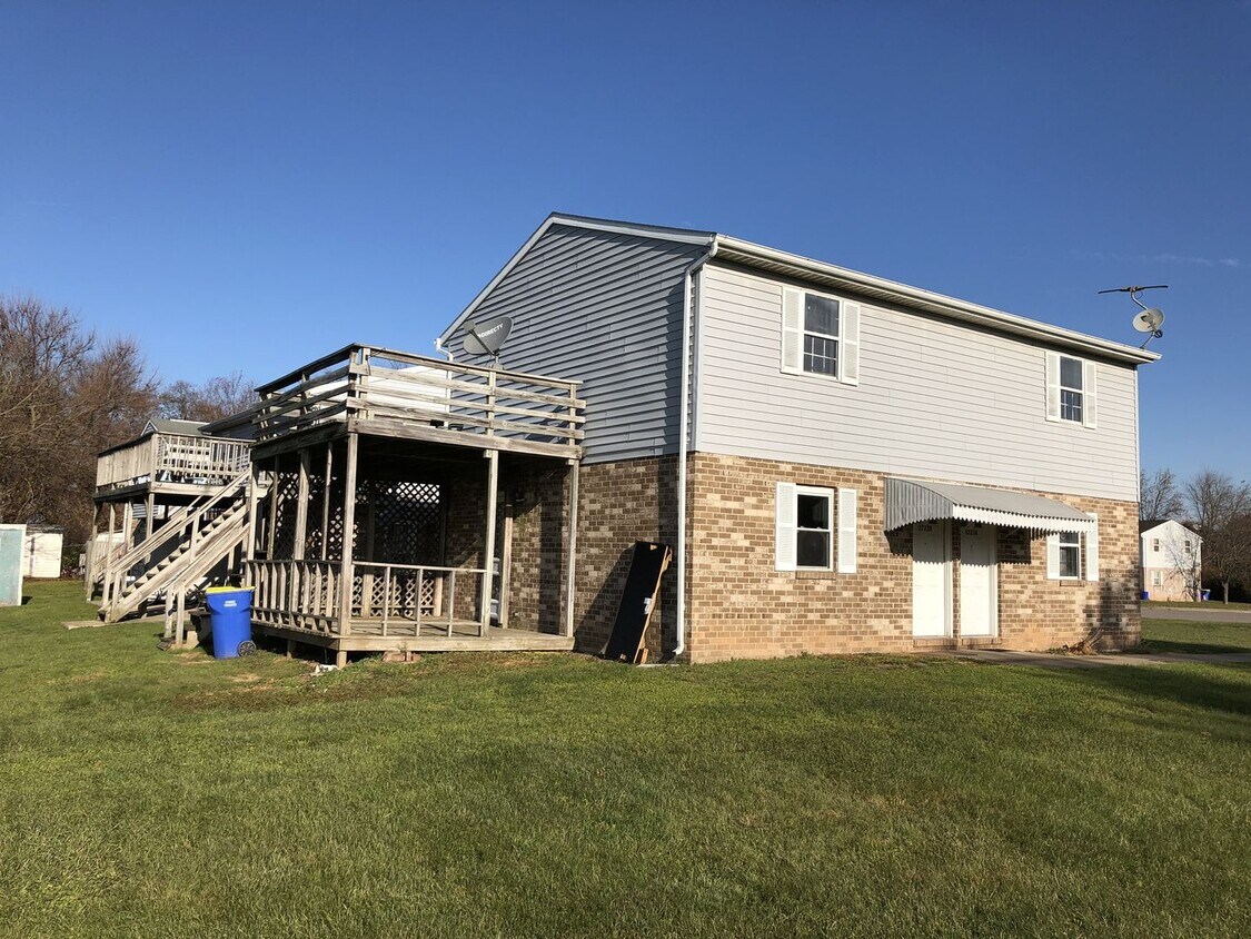 Foto del edificio - 2 Bedroom 1 Bath Apartment with Parking- Dover SD