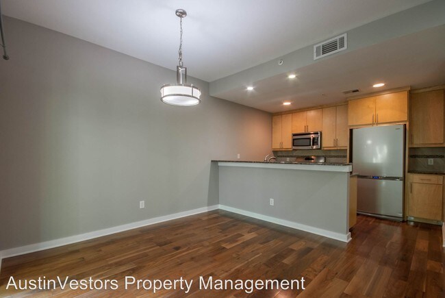 Building Photo - 2 br, 1.5 bath House - 503 Swanee Dr Apt #15