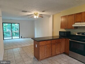 Building Photo - 15245 Coachman Terrace