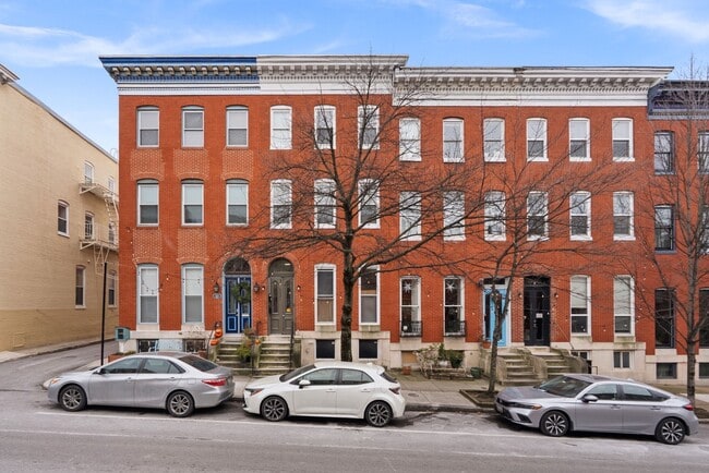 Building Photo - 2021 E Baltimore St