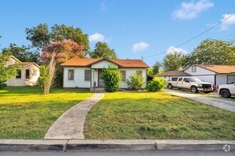 Building Photo - 2025 W Hermosa Dr