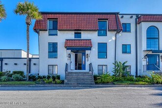 Building Photo - 2321 Costa Verde Blvd