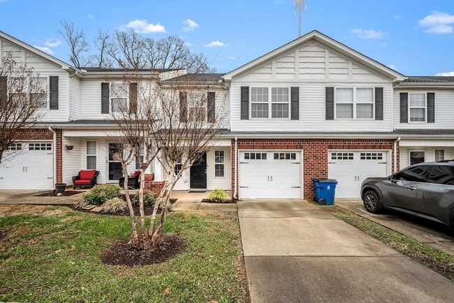 Building Photo - 4910 Laura Jeanne Blvd