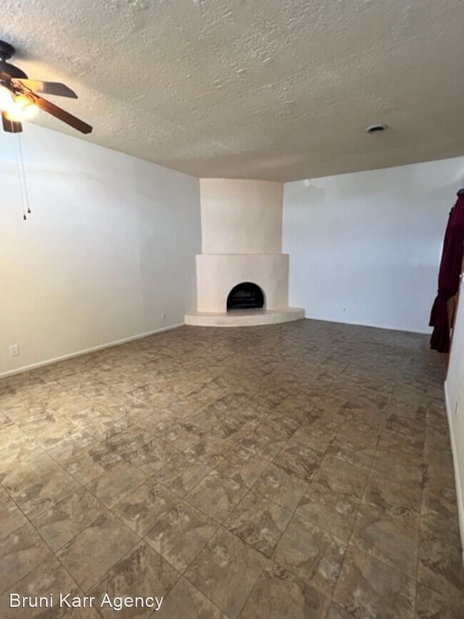 Building Photo - 3 br, 2 bath House - 137 Calle Pueblo Pina...