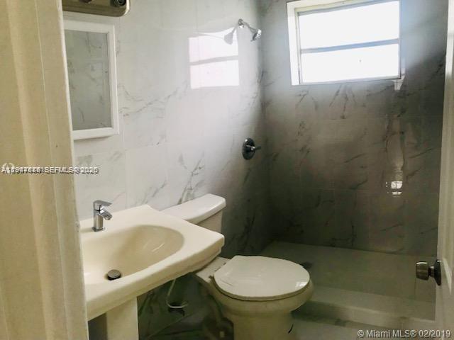 Foto del edificio - 752 NW 3rd Ct