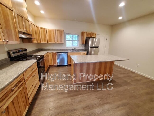 Foto del edificio - 504 NE Stadium Way