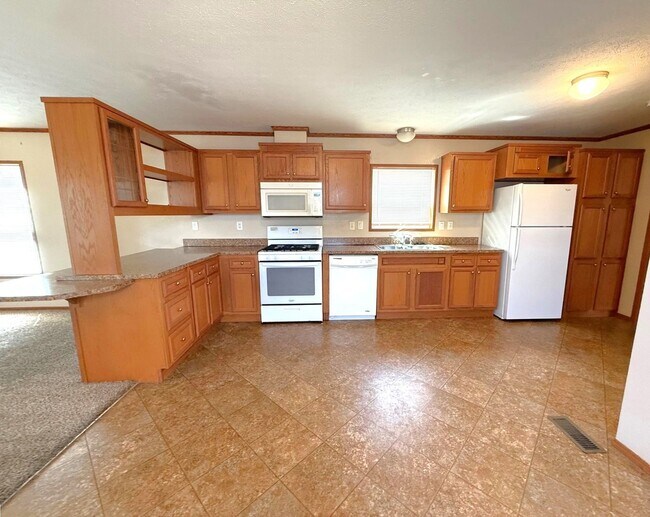 Foto del edificio - 3 bedroom, 2 bath Mobile Home