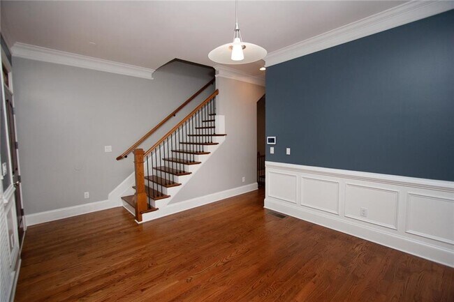 Building Photo - 839 Inman Vlg Pkwy NE