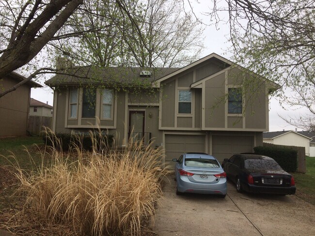 Front - 8715 NW 83rd Street