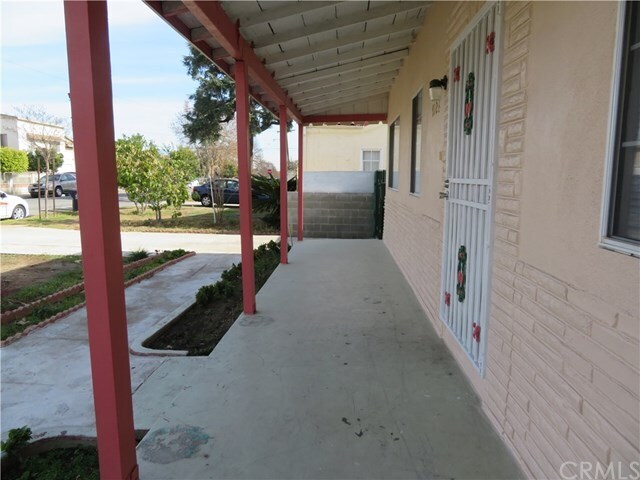 Building Photo - 9126 Steele St