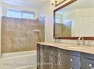 Building Photo - 8950 Harvest Hill Way