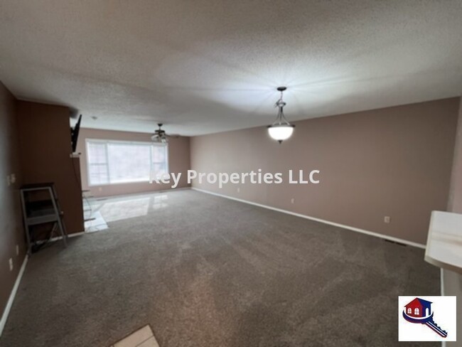 Building Photo - 103 Chota Hills Trace