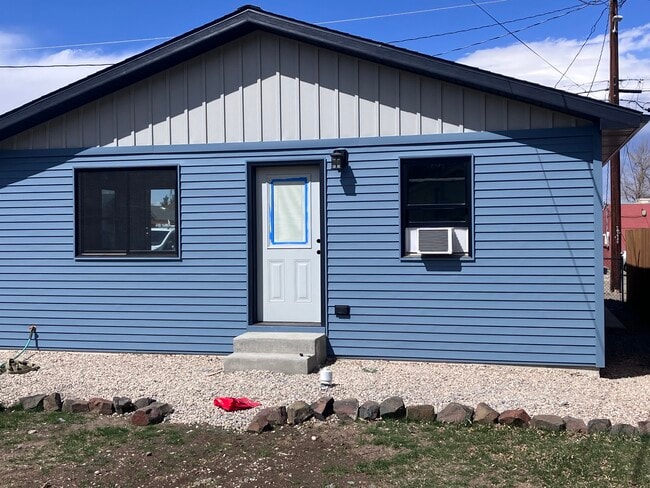 Building Photo - 1805 Beck Ave