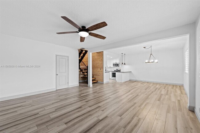 Building Photo - 600 N Ocean Blvd