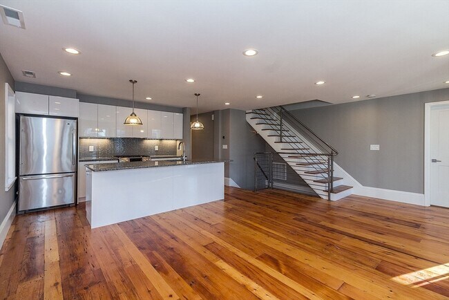 Foto del edificio - 150-152 Huron Ave