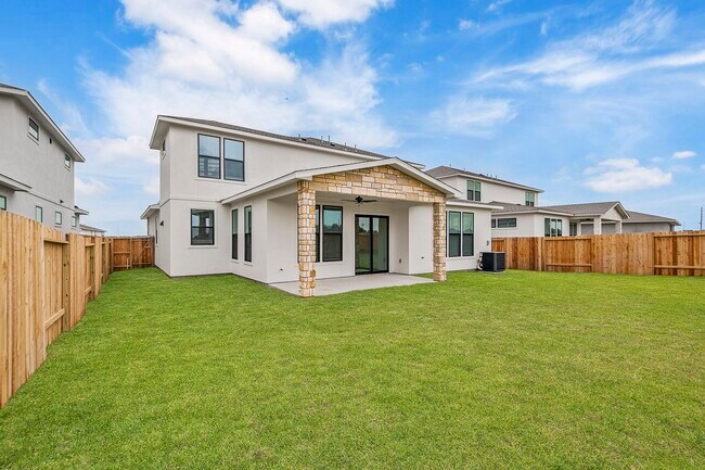 Building Photo - 1824 Drover Ln