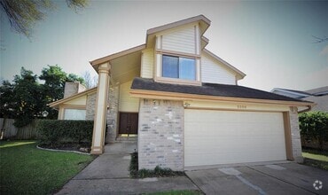 Building Photo - 2206 Greencove Ln