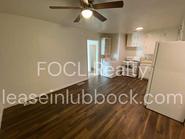 Foto del edificio - Affordable 4 bedroom, 1 bath