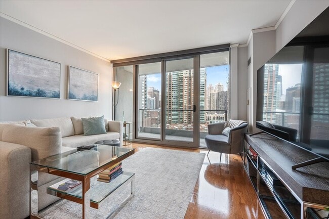 Foto del edificio - 420 E Waterside Dr