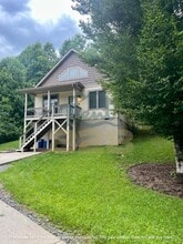 Building Photo - 4056 Turnpike Rd