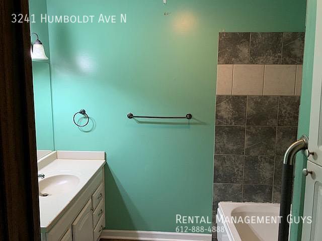 Building Photo - Nice 2 Bedroom Home!