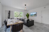 Foto principal - 515 NE 82nd St