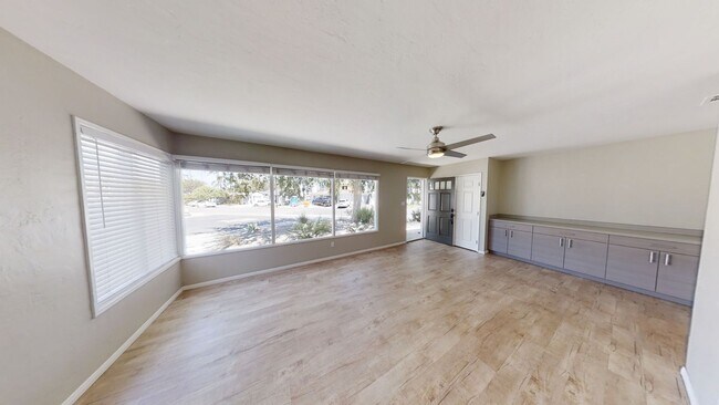 Foto del edificio - 5132 Ewing St