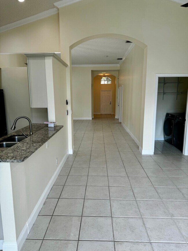 Building Photo - 5013 Ibis Pl