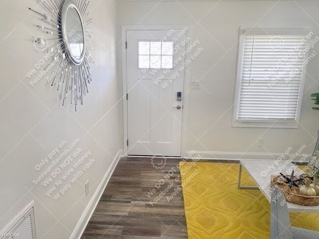 Building Photo - 2 br, 1 bath Duplex - 2205 Alma Ct 2 2