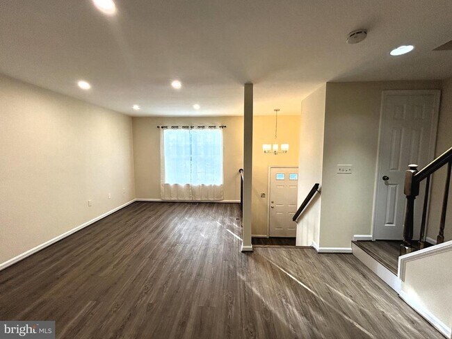 Foto del edificio - 1058 Copperstone Ct