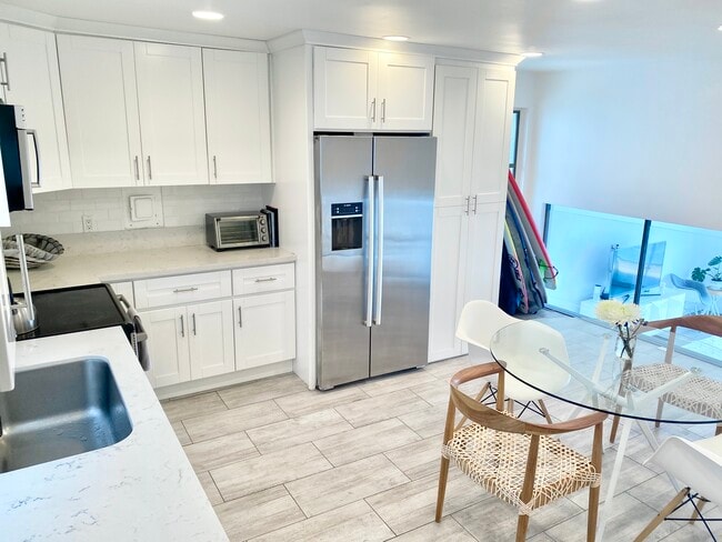 18203 Coastline Dr