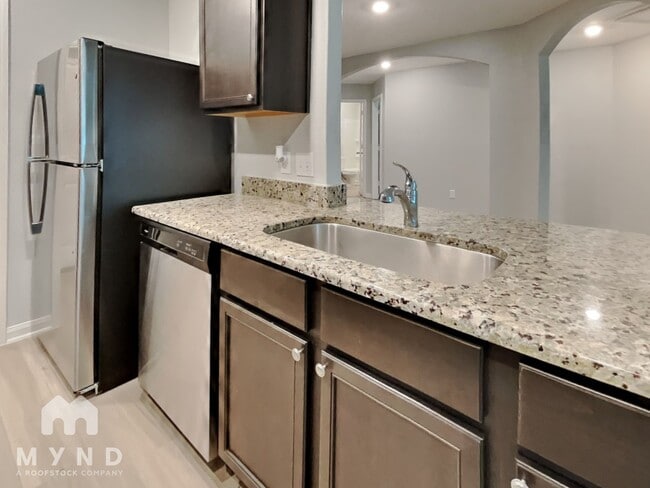 Foto del edificio - 8422 Rayburn Rd