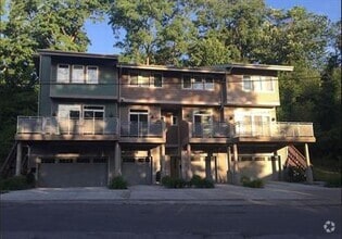 Building Photo - 2874 W 11th St