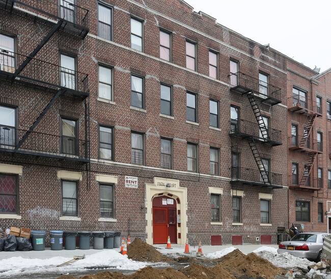Building Photo - 1539 Park Pl
