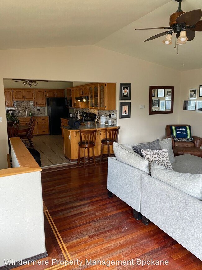 5 br, 2.5 bath House 2324 W Everett Ave House for Rent in Spokane