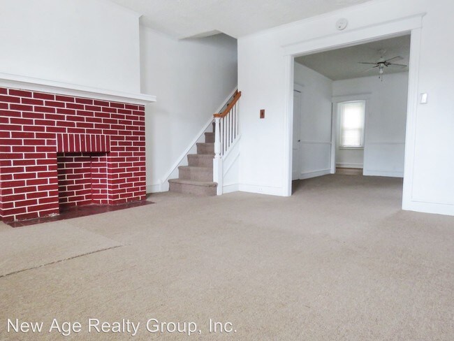 Building Photo - 3 br, 1 bath House - 7221 Briar Road