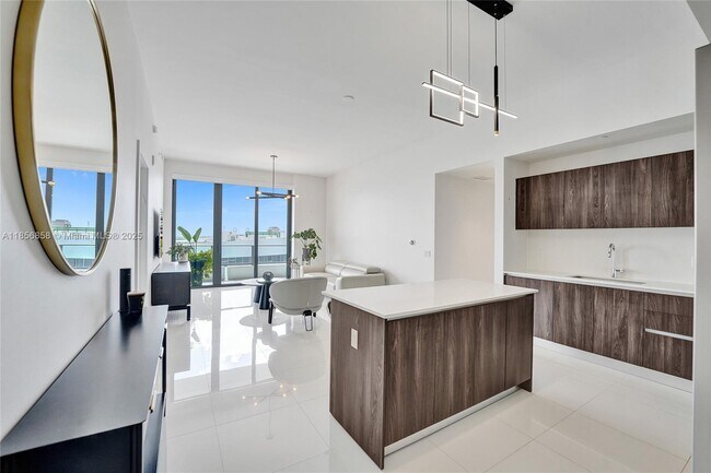 Foto del edificio - 2960 NE 207th St
