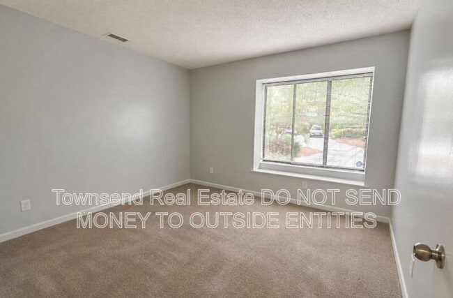 Building Photo - 501 Cypress Trace Dr